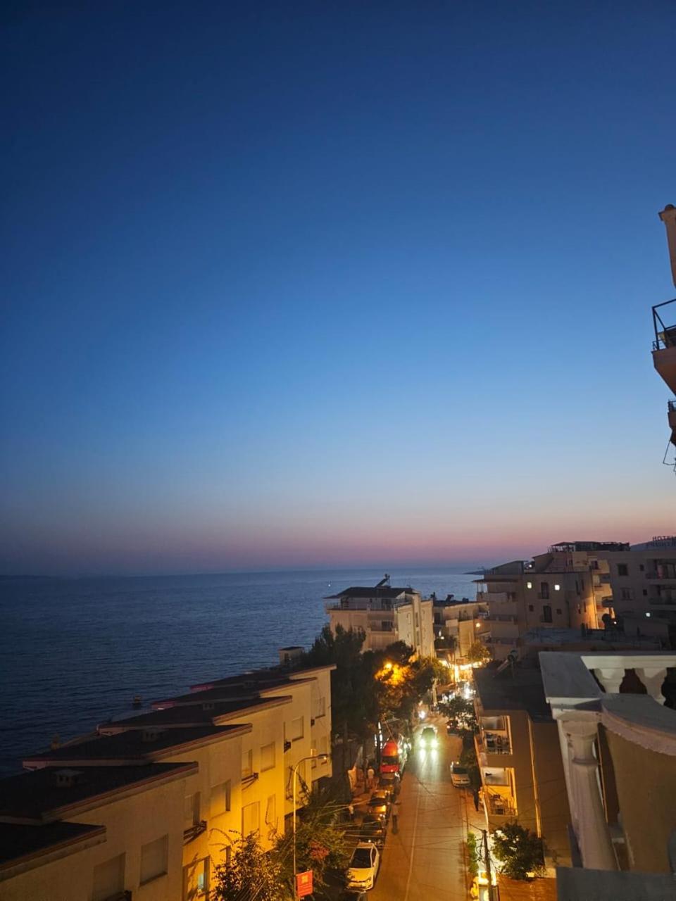 Seaside Jon Saranda Apartment Екстериор снимка