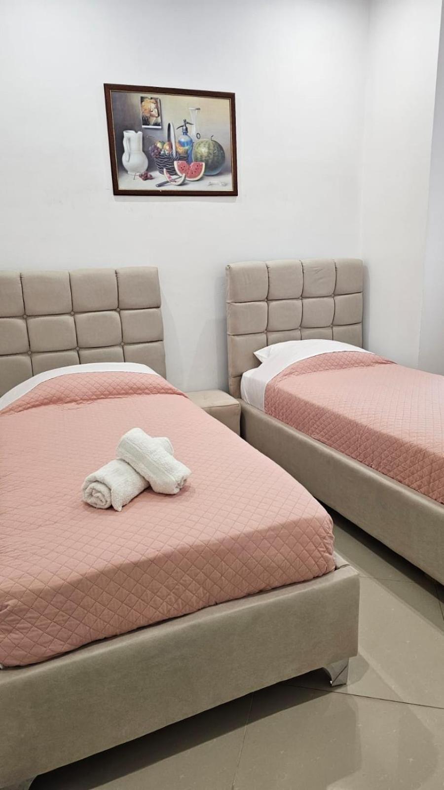 Seaside Jon Saranda Apartment Екстериор снимка