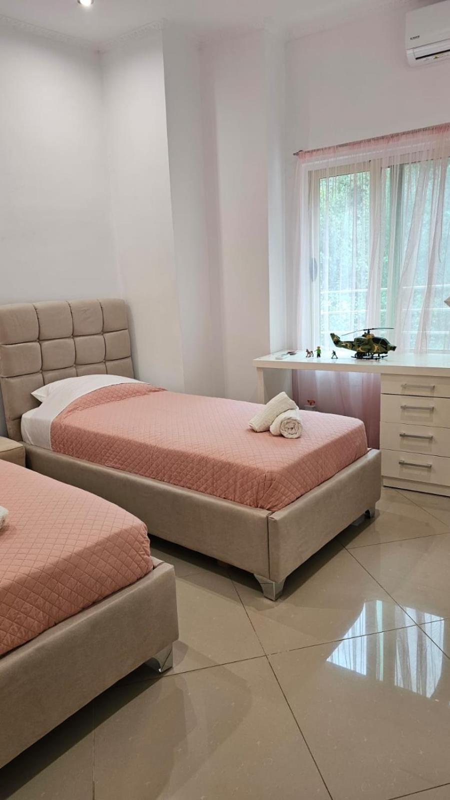 Seaside Jon Saranda Apartment Екстериор снимка
